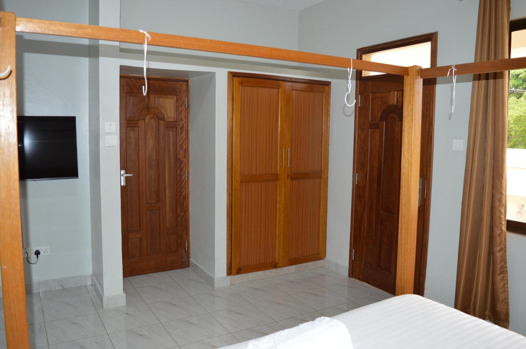Hotel Tiffany Mombasa Extérieur photo